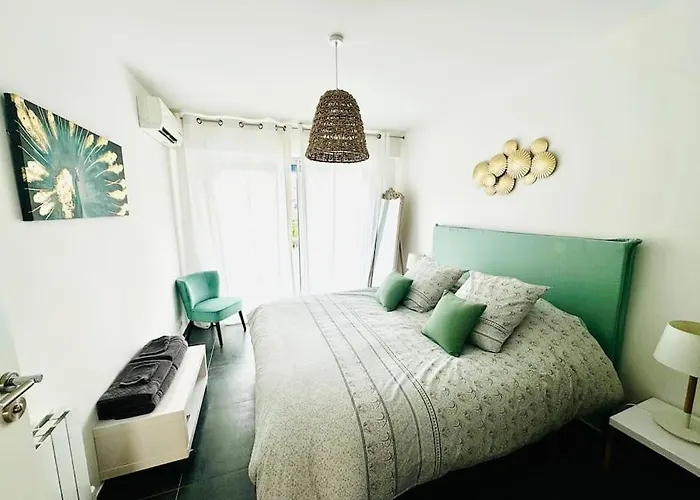 Plein Centre Apartment *