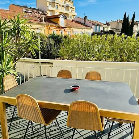 Plein Centre Apartament Sainte-Maxime